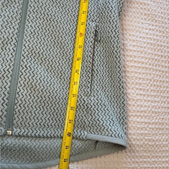 Patagonia R1 Air Full Zip Hoody - Picture 7 of 9